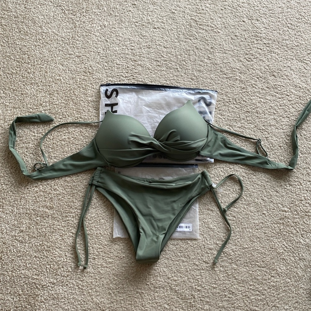 🟡BOGO NWT Shein Swimsuit